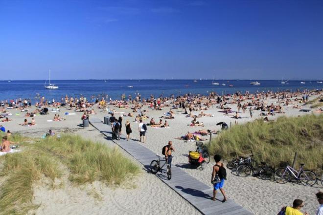 Lovely Top Floor Apart Copenhagen Near Airport, Metro And The Beach Luaran gambar